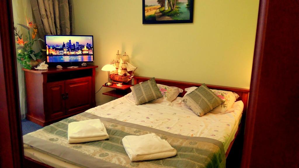 Hotel Spinaker เวบา ห้อง รูปภาพ